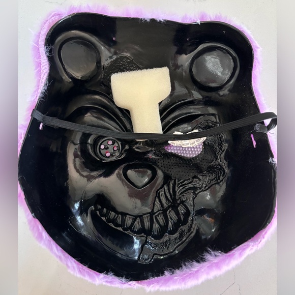 Fun and fuzzy psychotic bear Halloween mask - Picture 2 of 4